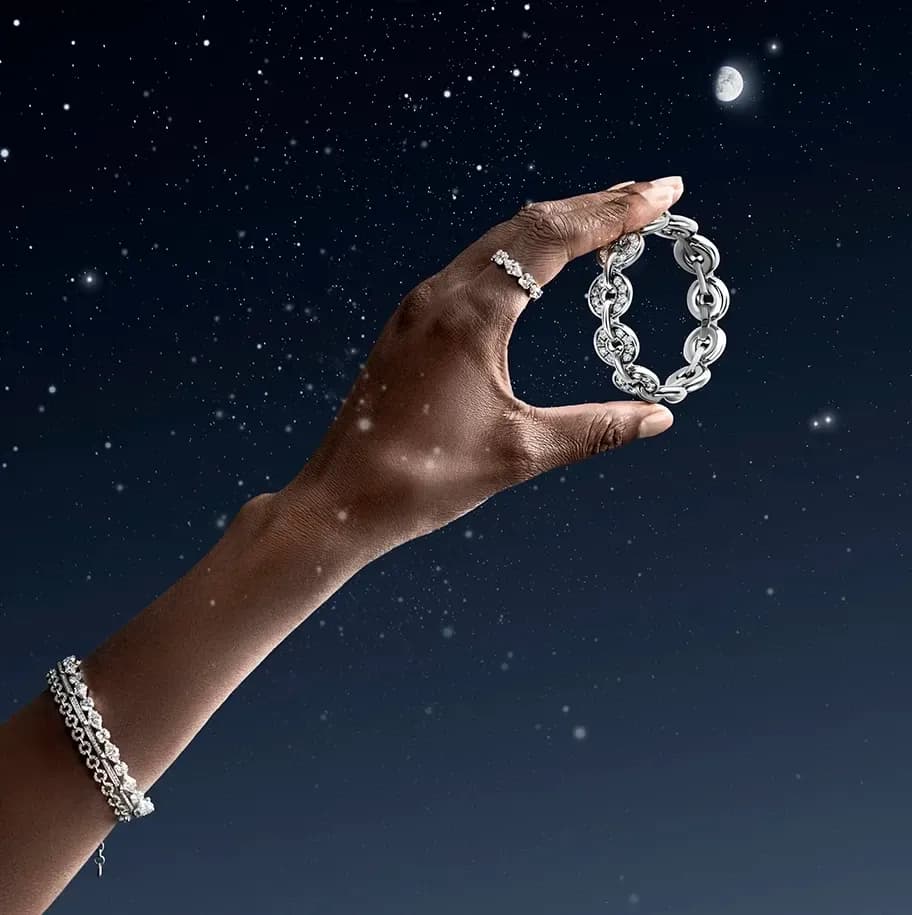 Armor collection by Aneikaa Paris